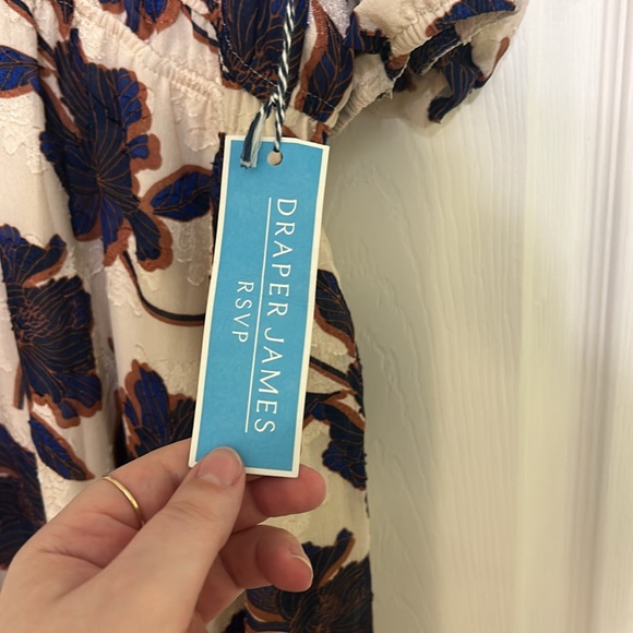 !New With Tags! Draper James RSVP Floral Dress - Picture 3 of 7